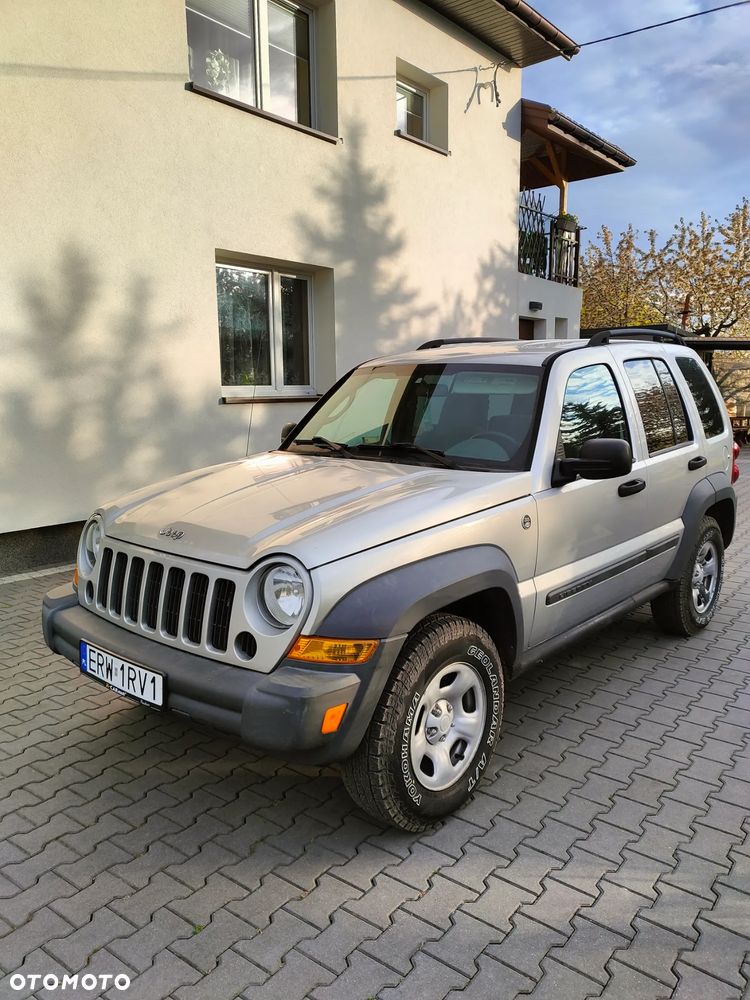 Jeep Liberty - 1