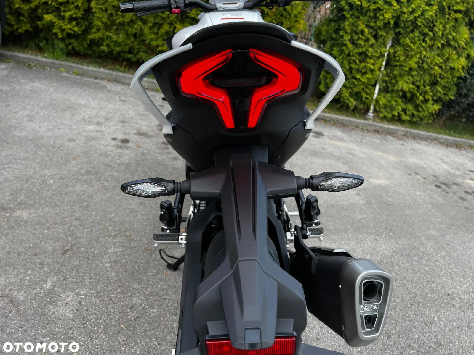 CFMoto NK - 15