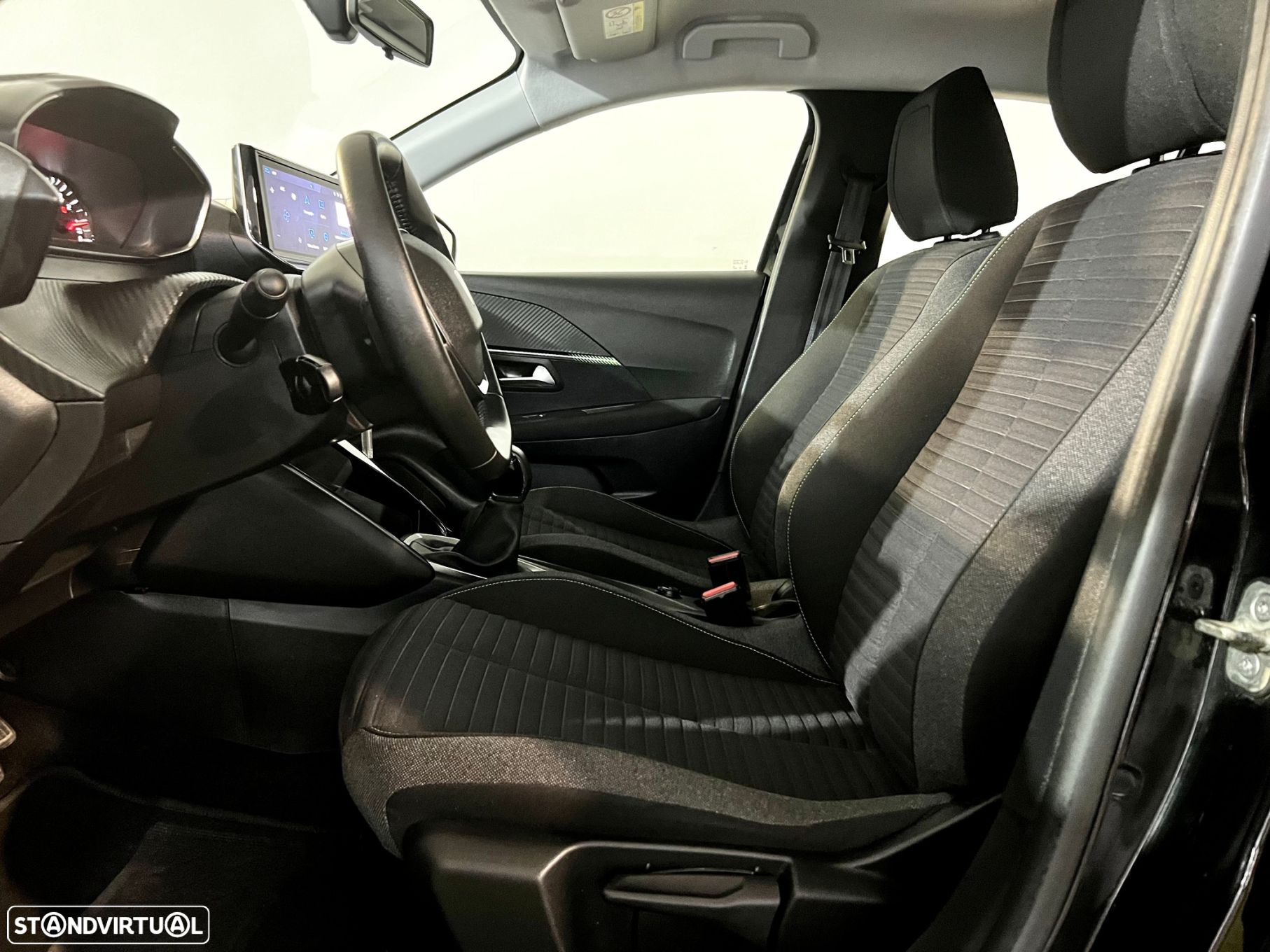 Peugeot 208 1.2 PureTech Active - 18