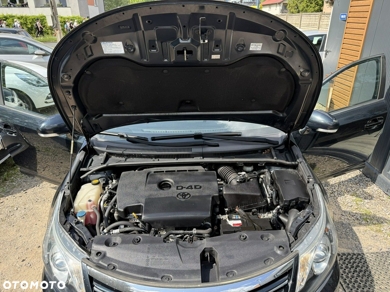 Toyota Avensis - 26