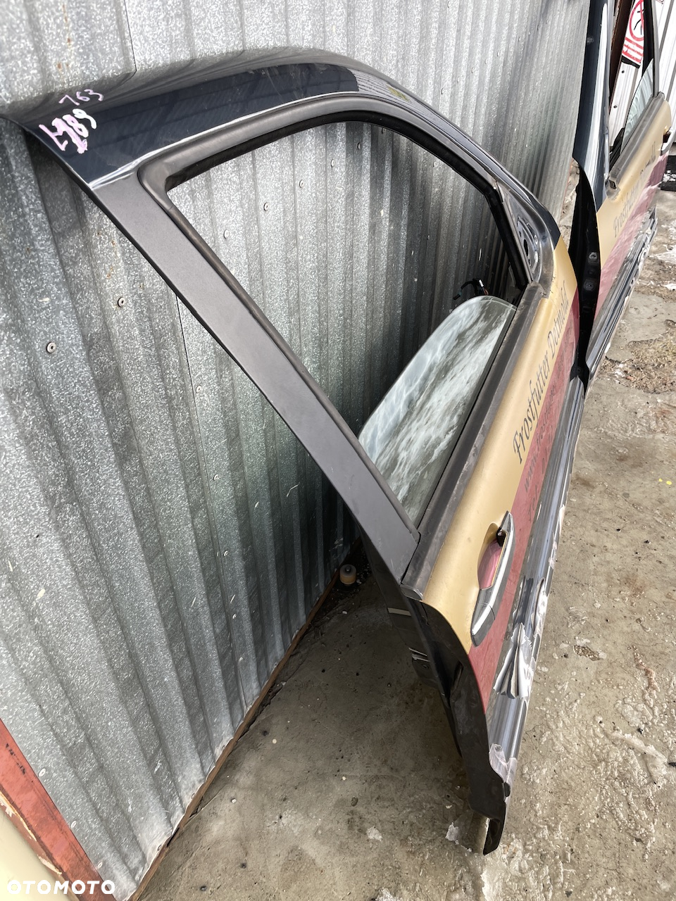 MERCEDES ML 163 drzwi przednie przod szyba zamek listwa granatowe 189 - 6