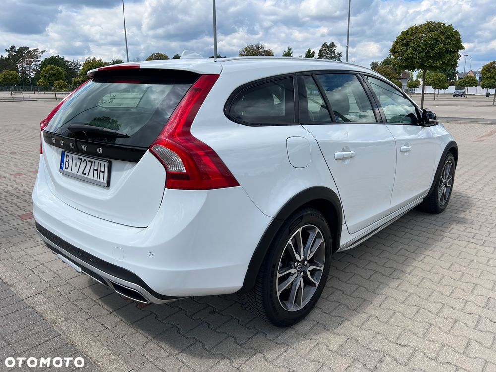 Volvo V60 Cross Country D4 AWD Summum - 11