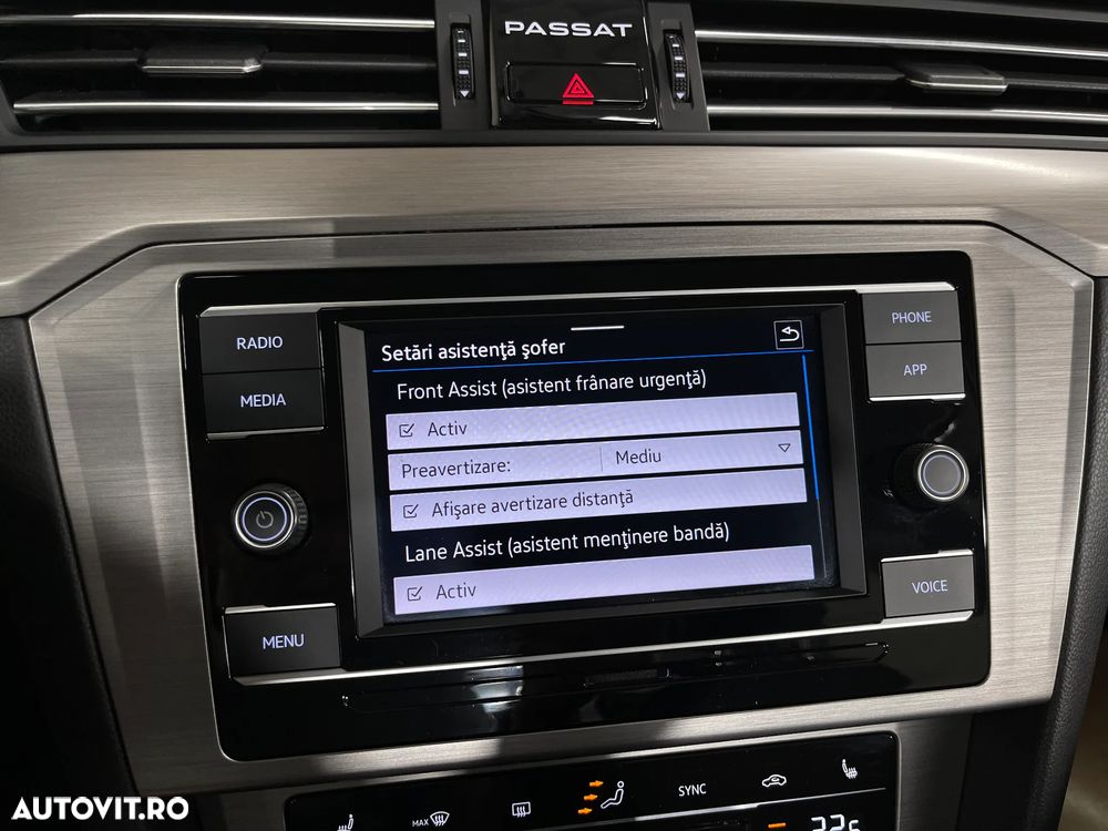 Volkswagen Passat 1.5 TSI ACT Advance - 16