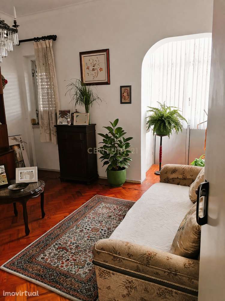 Apartamento T2 na Cruz de Pau - Amora - Seixal - Grande imagem: 2/5