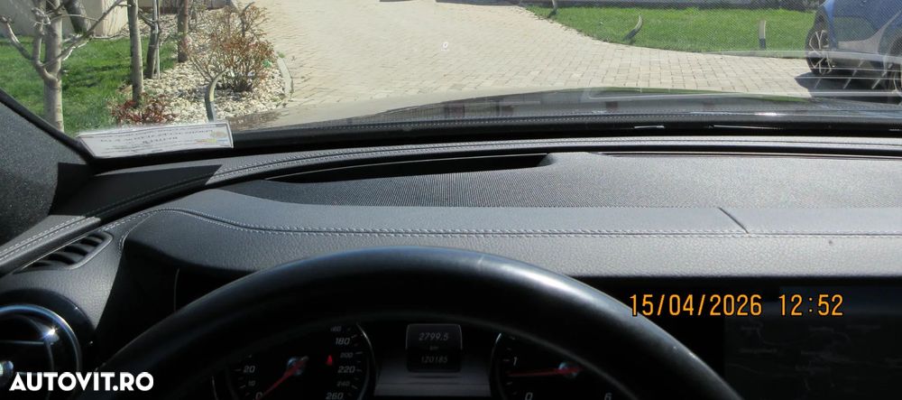Mercedes-Benz E 220 d 4MATIC 9G-TRONIC AMG Line - 10