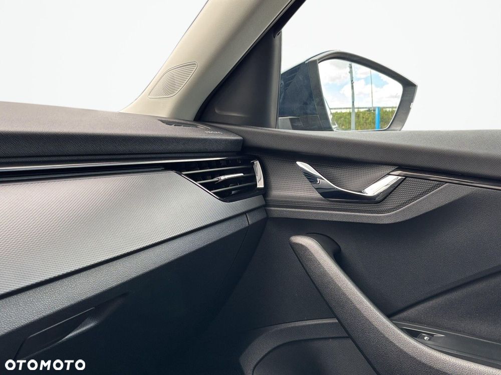 Skoda Kamiq 1.0 TSI Ambition DSG - 25