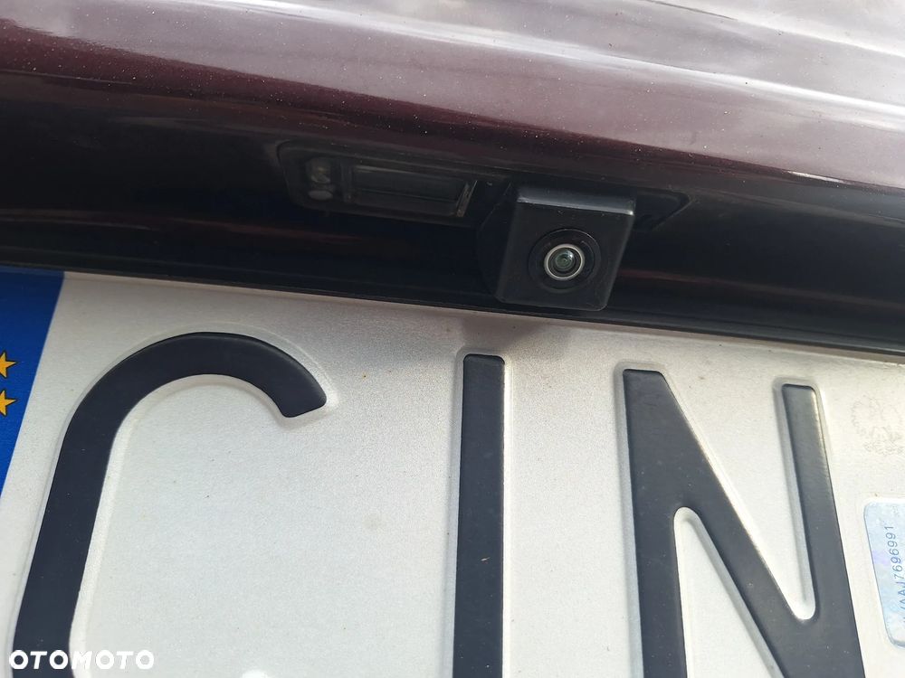 Skoda Superb 2.0 TDI Ambition DSG - 8