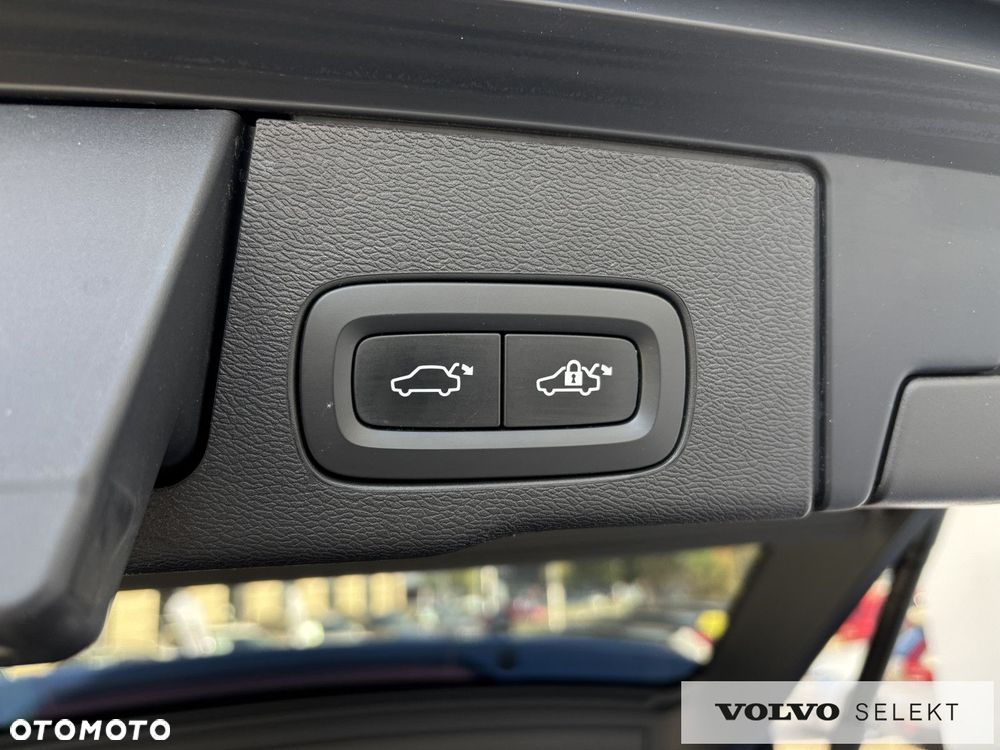 Volvo XC 60 - 25