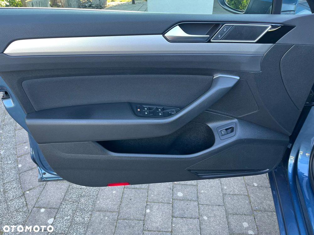 Volkswagen Passat 1.5 TSI EVO Comfortline DSG - 12