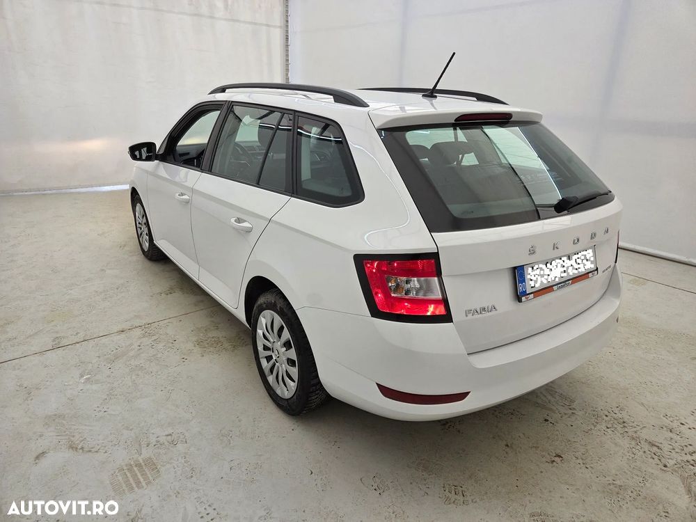 Skoda Fabia 1.0 TSI Ambition - 7