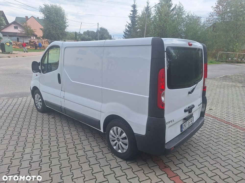 Opel Vivaro - 33