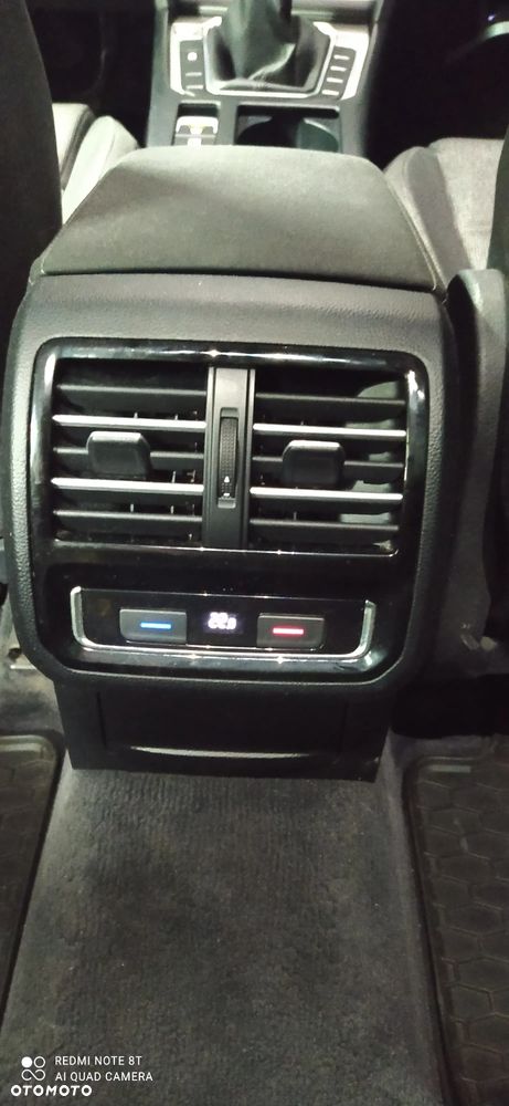 Volkswagen Passat - 32