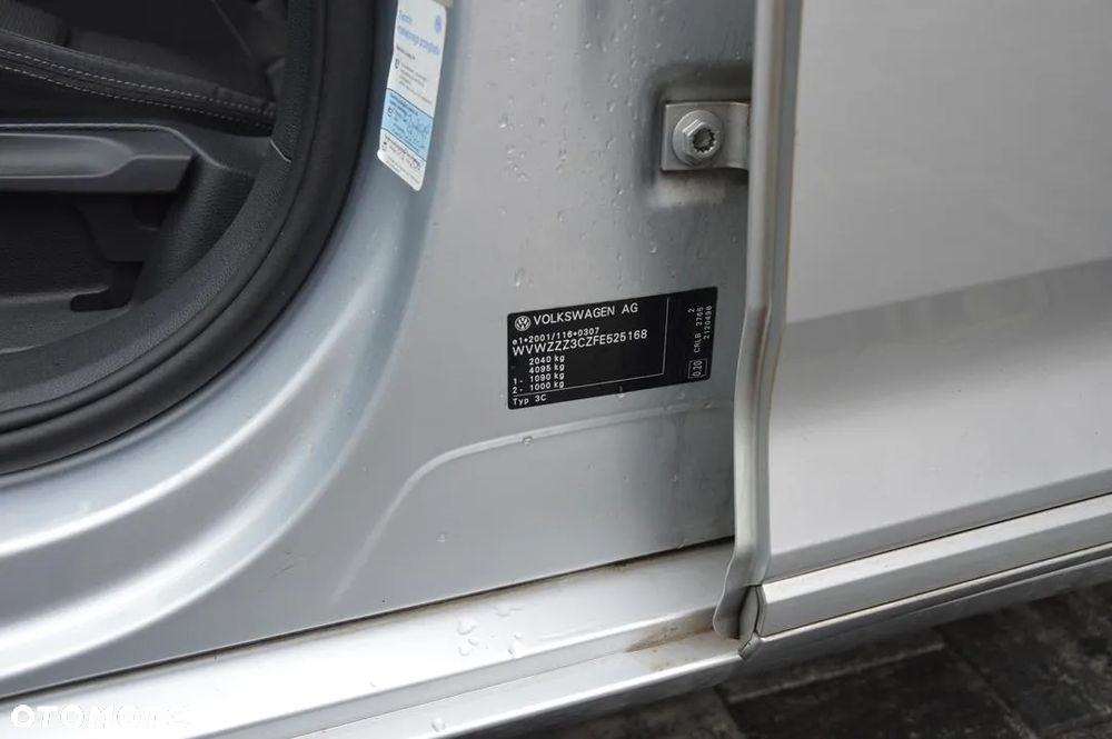 Volkswagen Passat 2.0 TDI BMT Highline DSG - 32