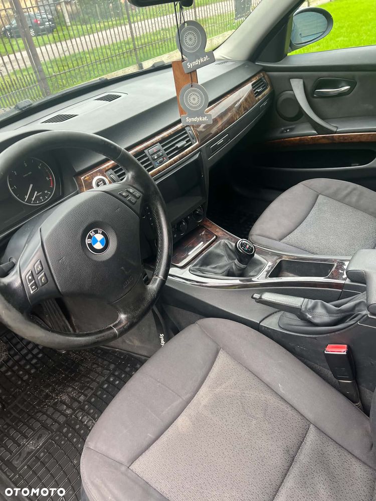 BMW Seria 3 320d - 6