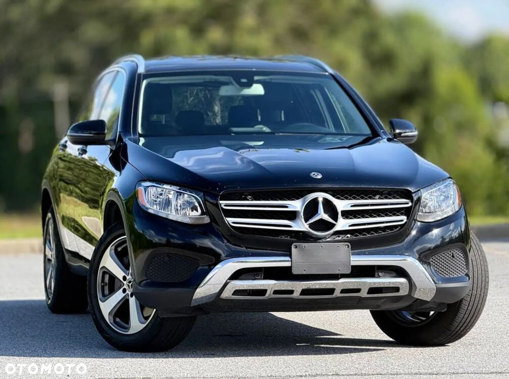 Mercedes-Benz GLC 300 4Matic 9G-TRONIC AMG Line - 3