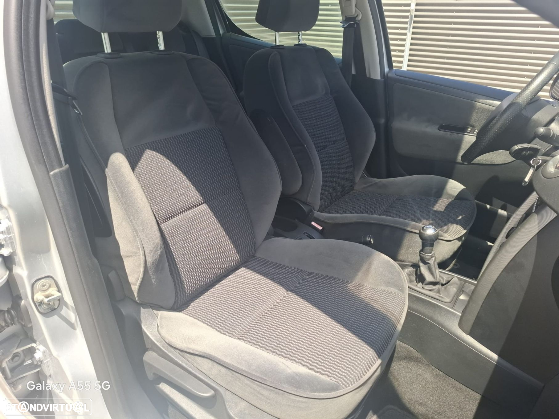 Peugeot 207 1.4 16V Premium - 18