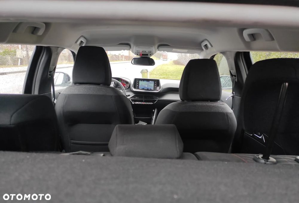 Peugeot 2008 - 16