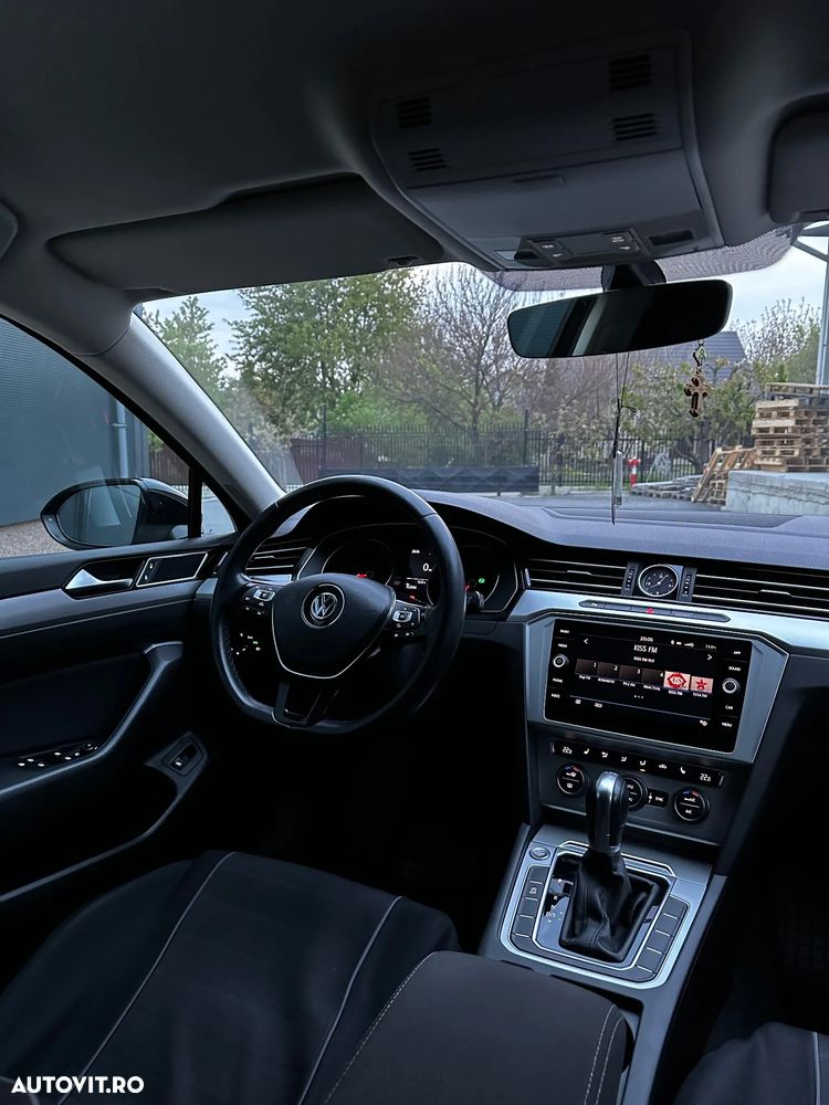 Volkswagen Passat 2.0 TDI DSG R Executive - 12