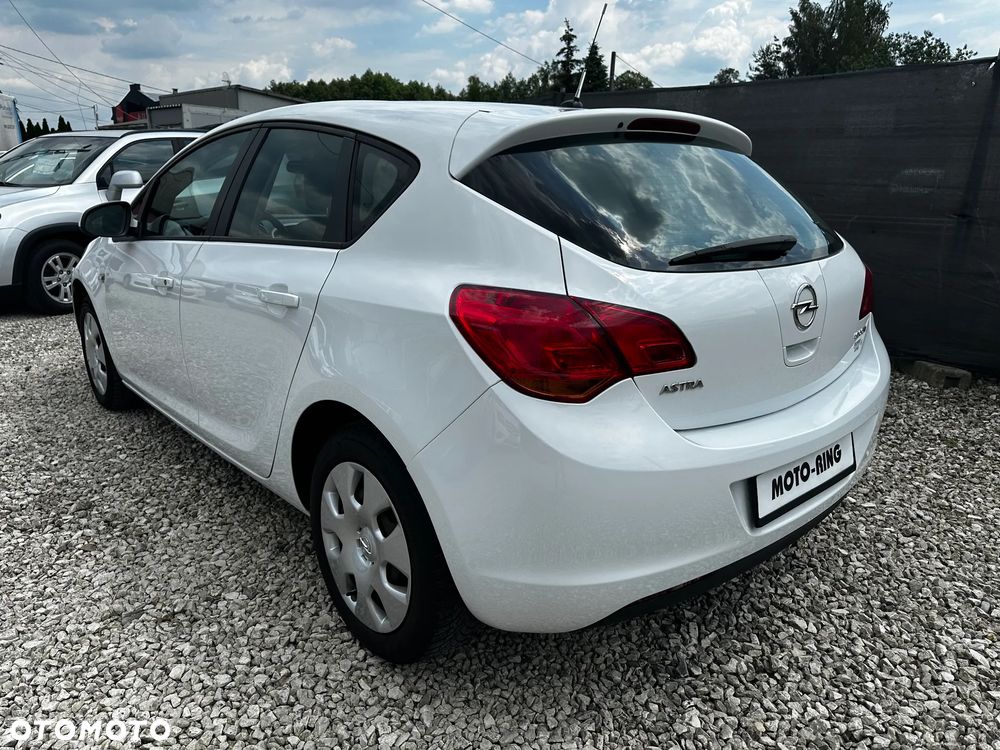 Opel Astra 1.4 EcoFLEX Edition - 4
