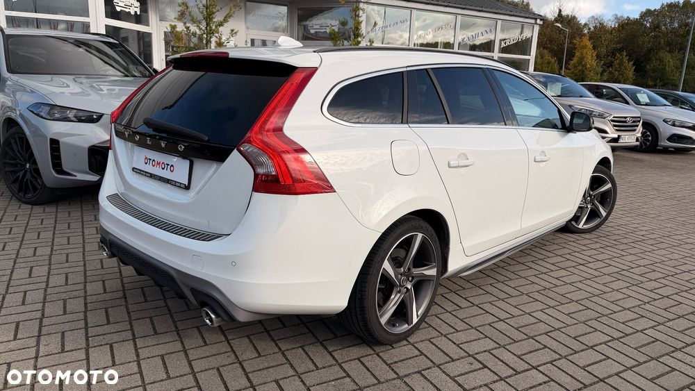 Volvo V60 D4 Drive-E R-Design Summum - 2