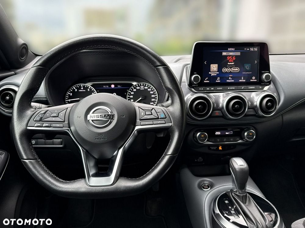 Nissan Juke 1.0 DIG-T N-Connecta DCT - 12