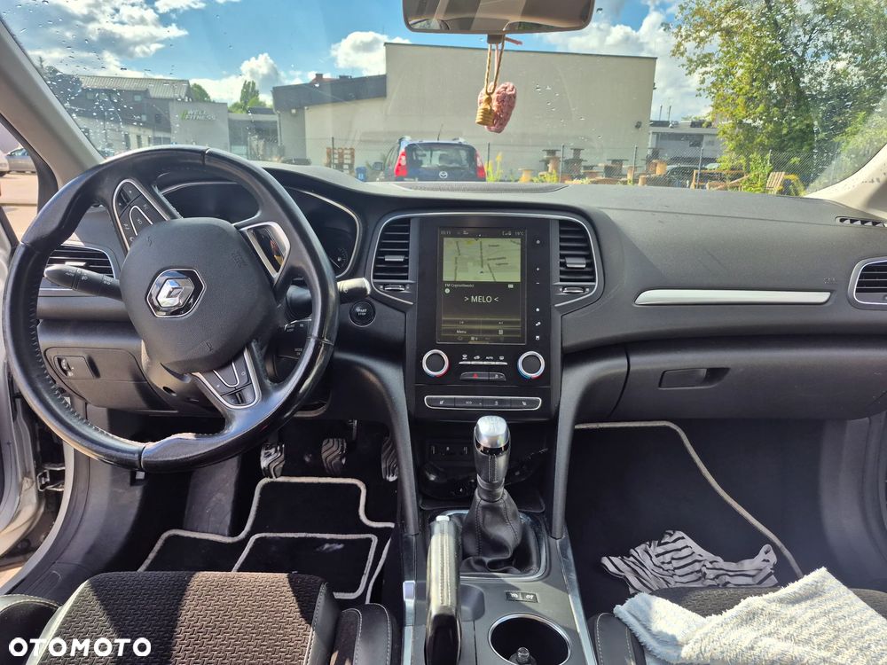 Renault Megane ENERGY TCe 100 LIMITED - 3