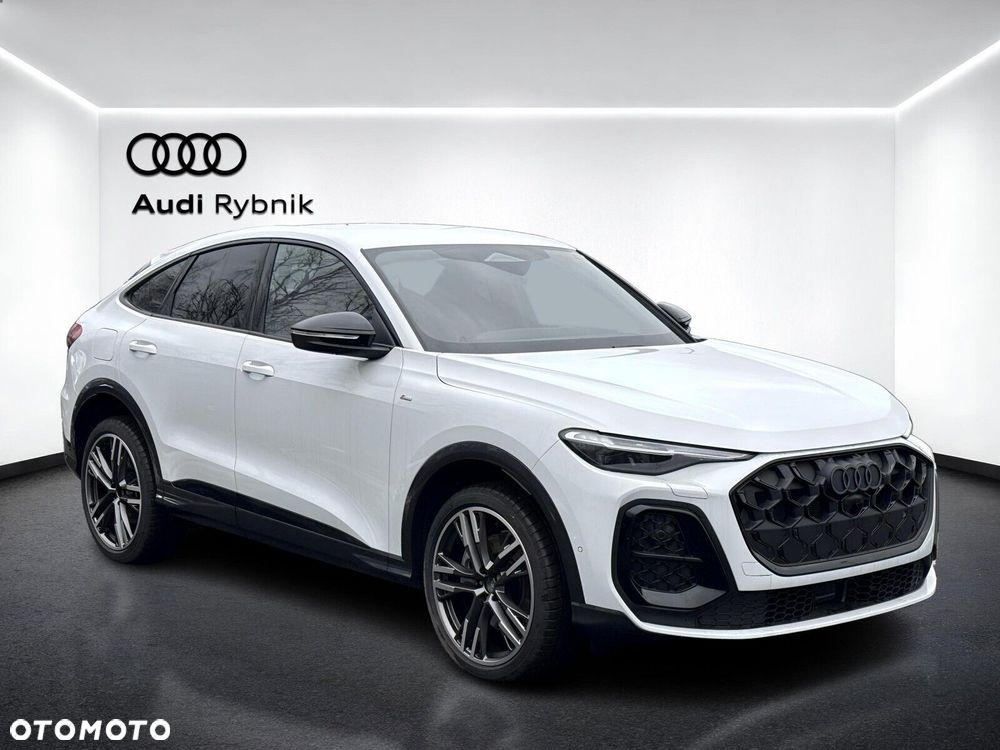 Audi Q5 Sportback - 9