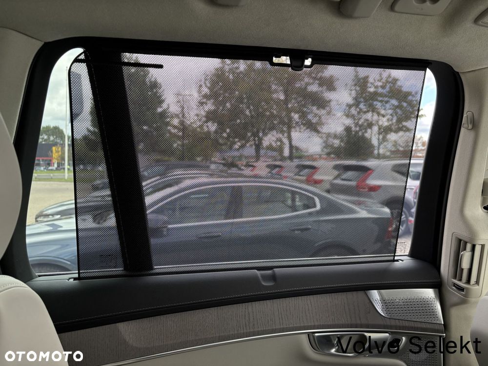 Volvo XC 90 - 23