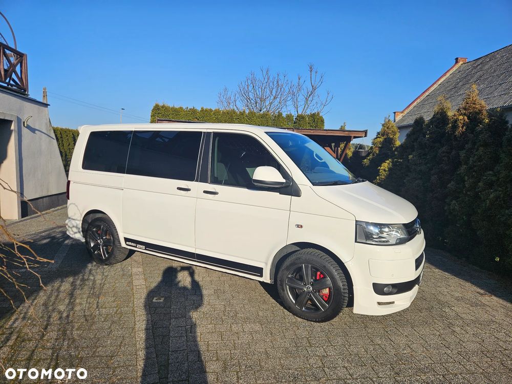 Volkswagen Multivan - 9