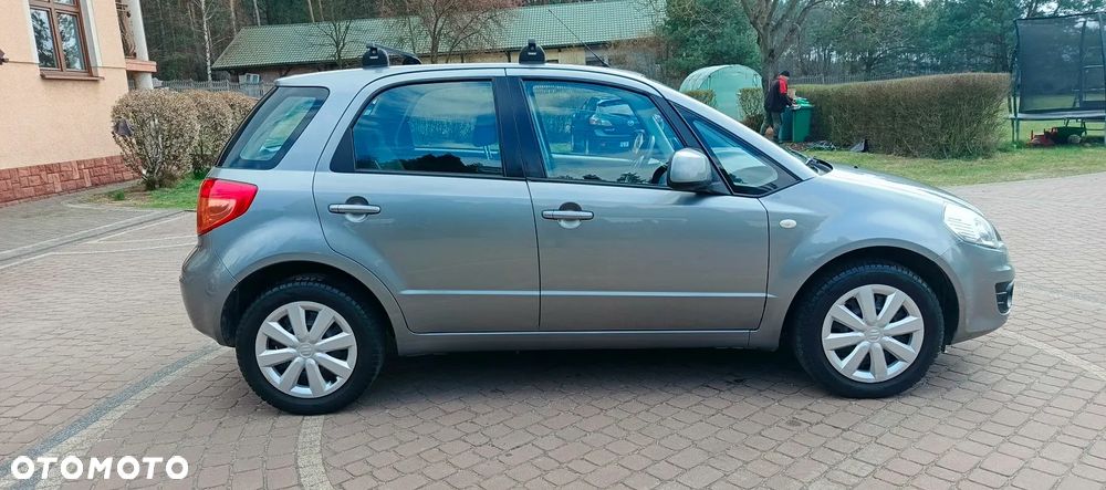 Suzuki SX4 - 8