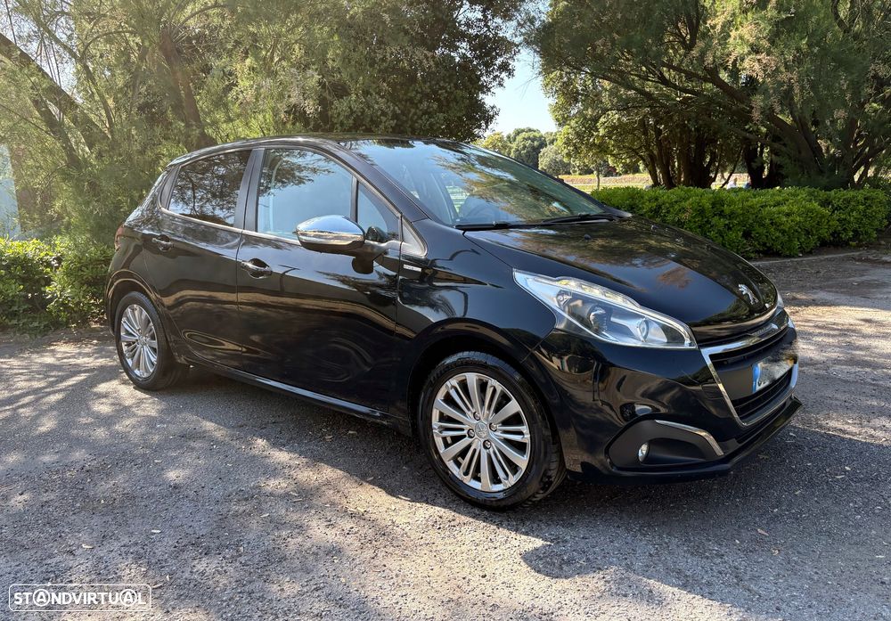 Peugeot 208 1.2 PureTech Style - 17