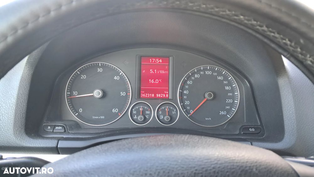 Volkswagen Jetta - 3