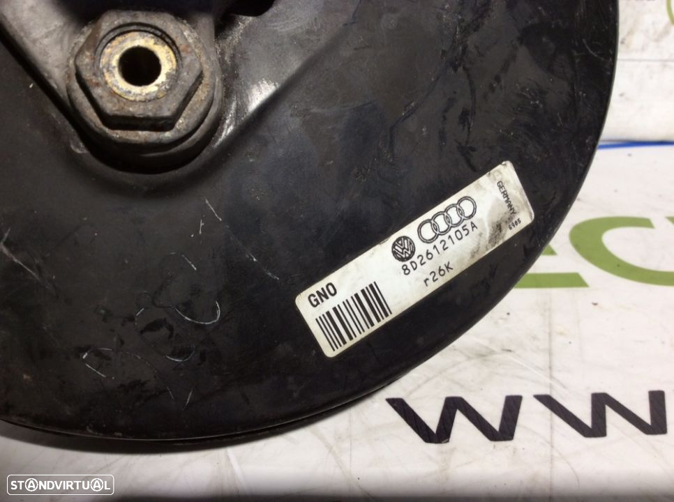 Servofreio Audi A4 8D2612105A - 2