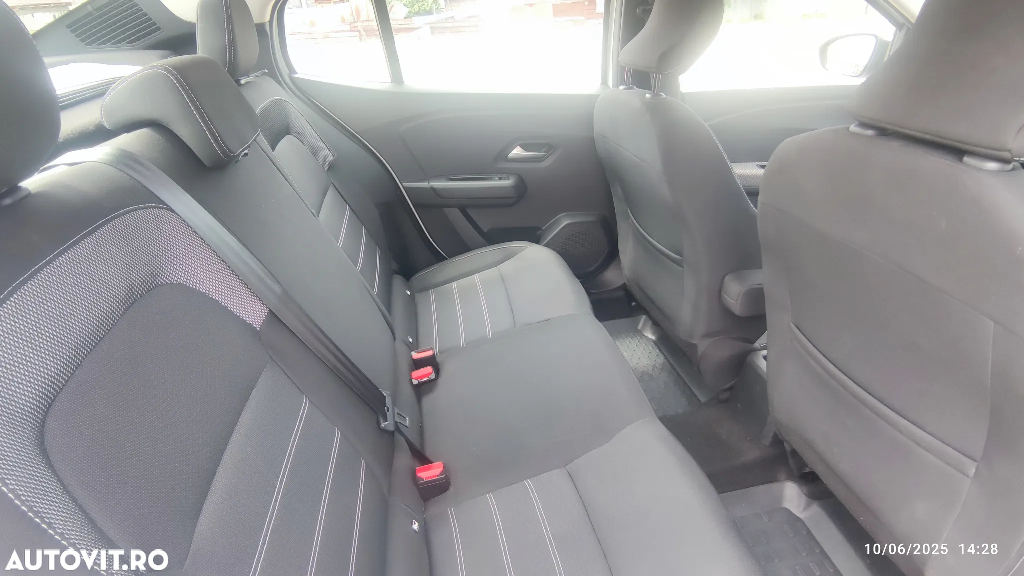 Dacia Logan TCe 90 CVT Comfort - 22
