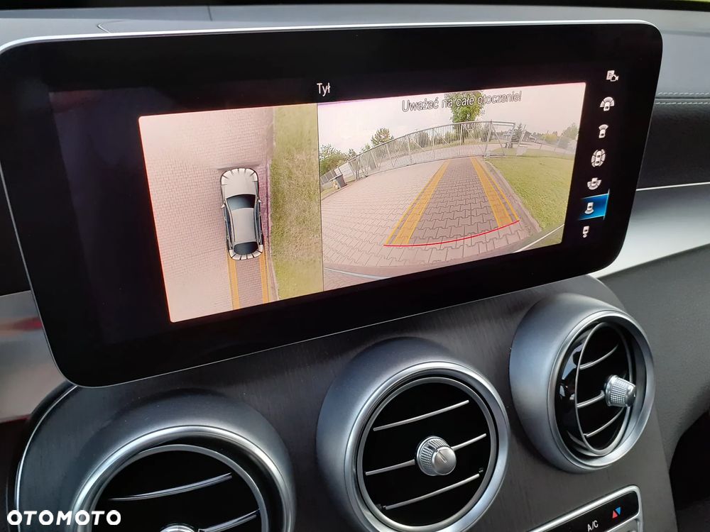 Mercedes-Benz GLC 200 4Matic 9G-TRONIC AMG Line - 30