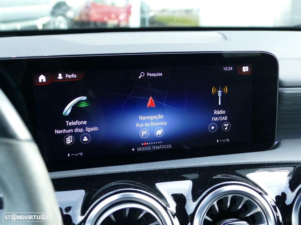 Mercedes-Benz A 250 e AMG Line - 18