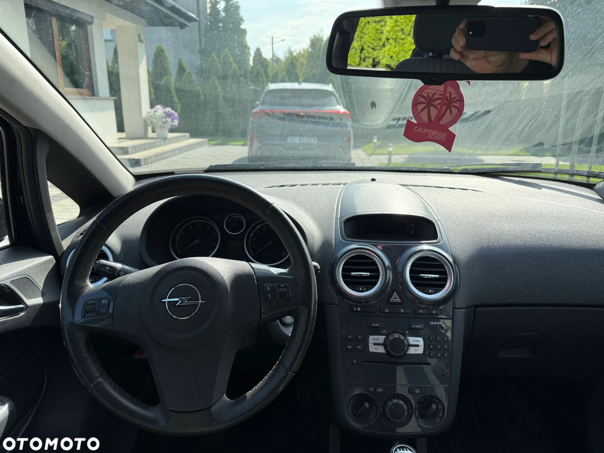 Opel Corsa 1.4 16V Cosmo - 5