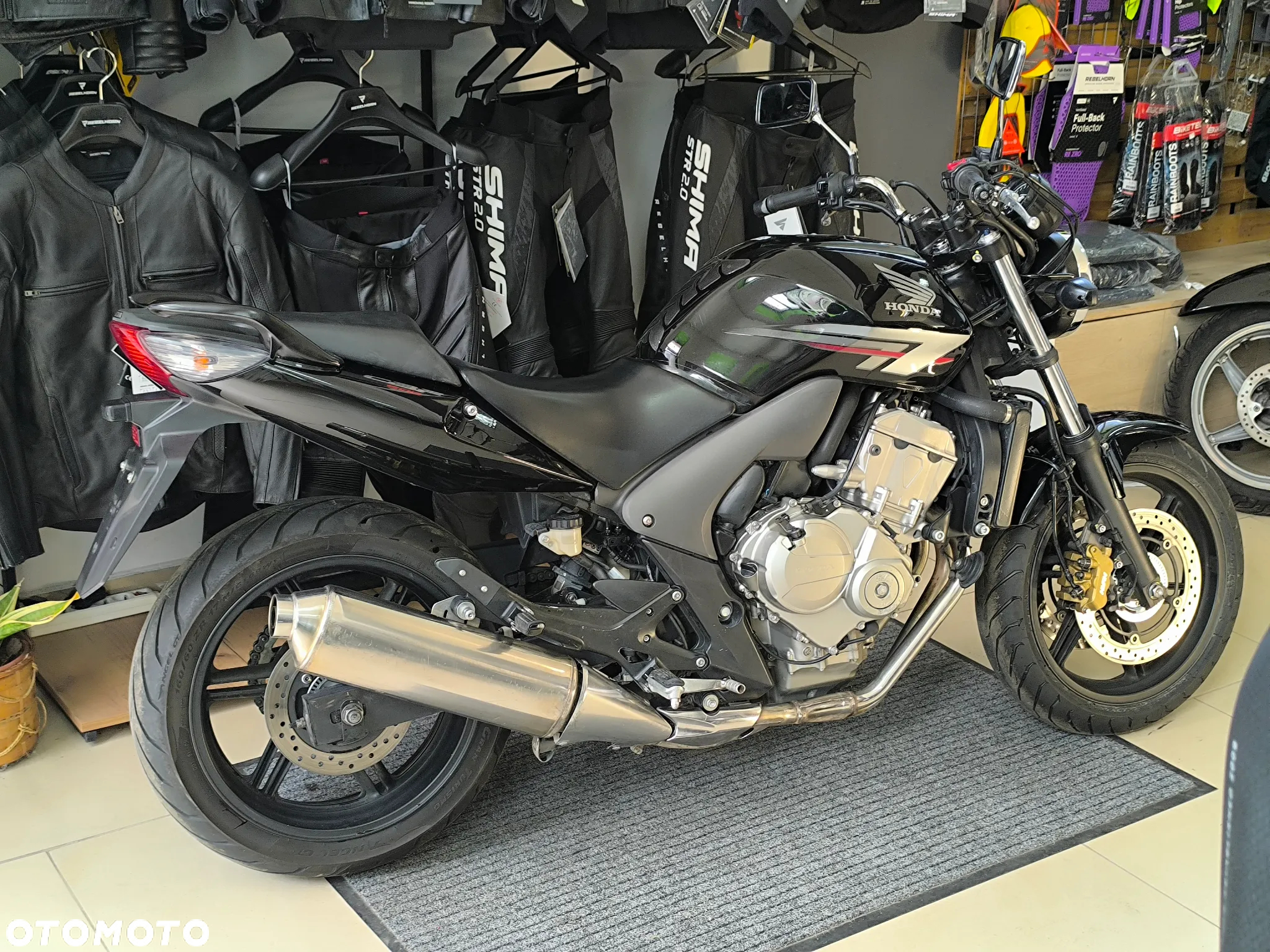 Honda CBF - 9