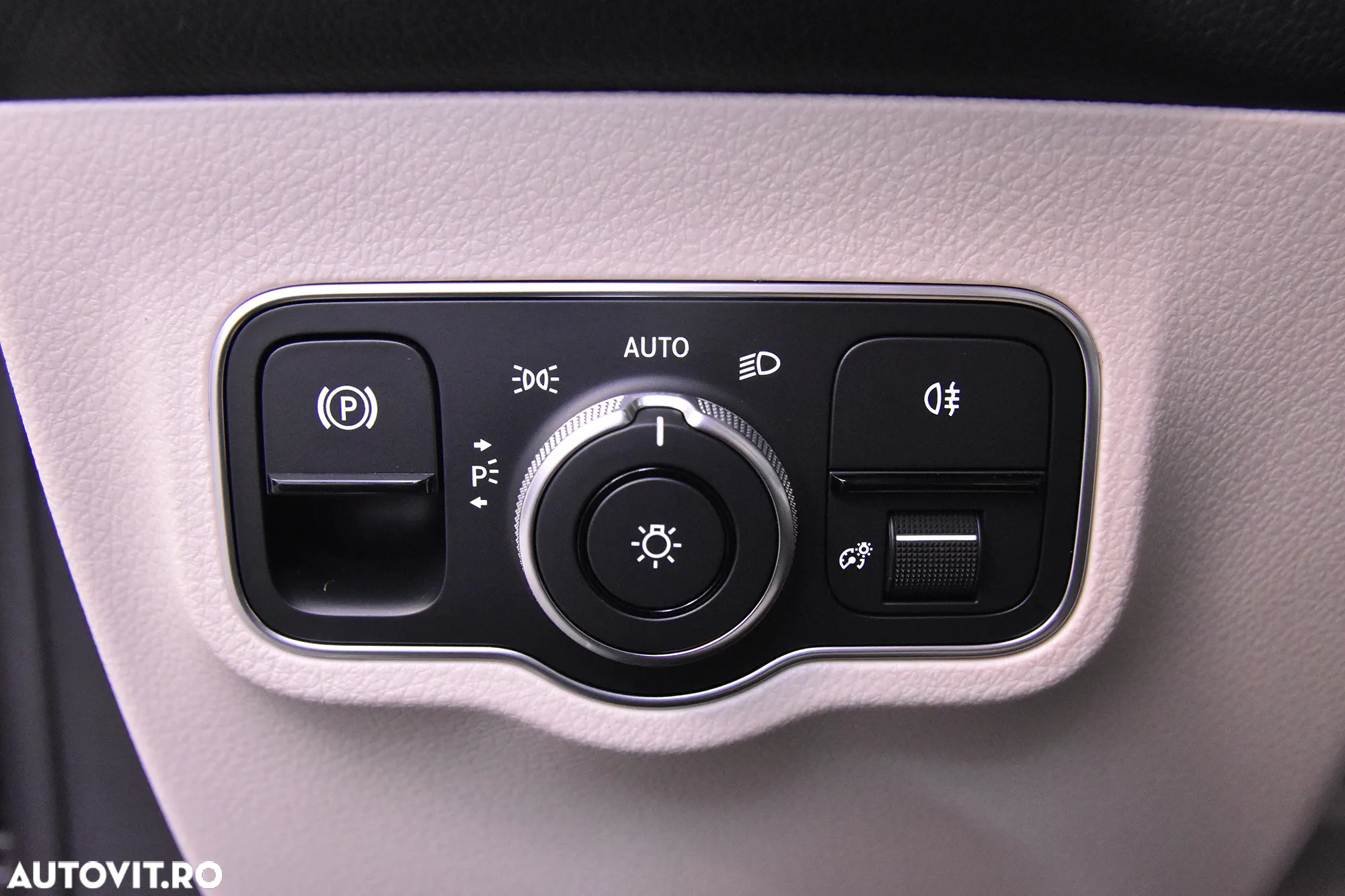 Mercedes-Benz GLB 220 4Matic 8G-DCT Progressive Advanced - 16