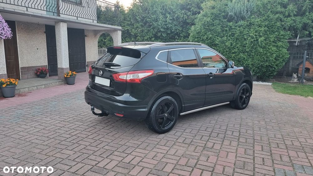Nissan Qashqai 1.6 dCi DPF tekna - 6