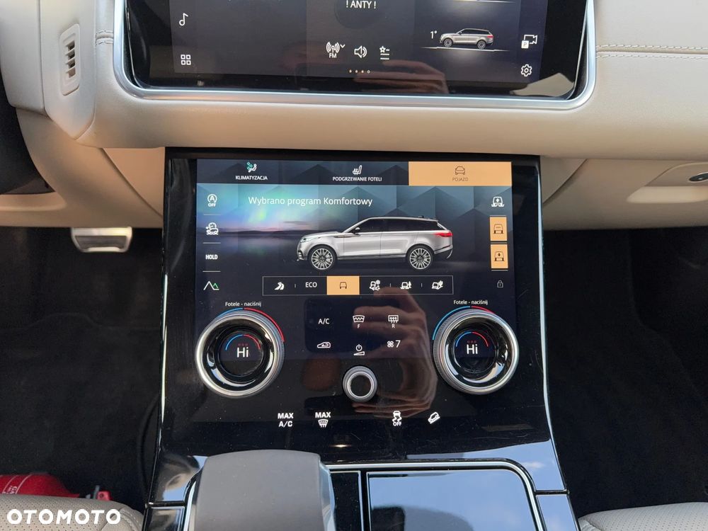 Land Rover Range Rover Velar 2.0 P250 R-Dynamic SE - 19