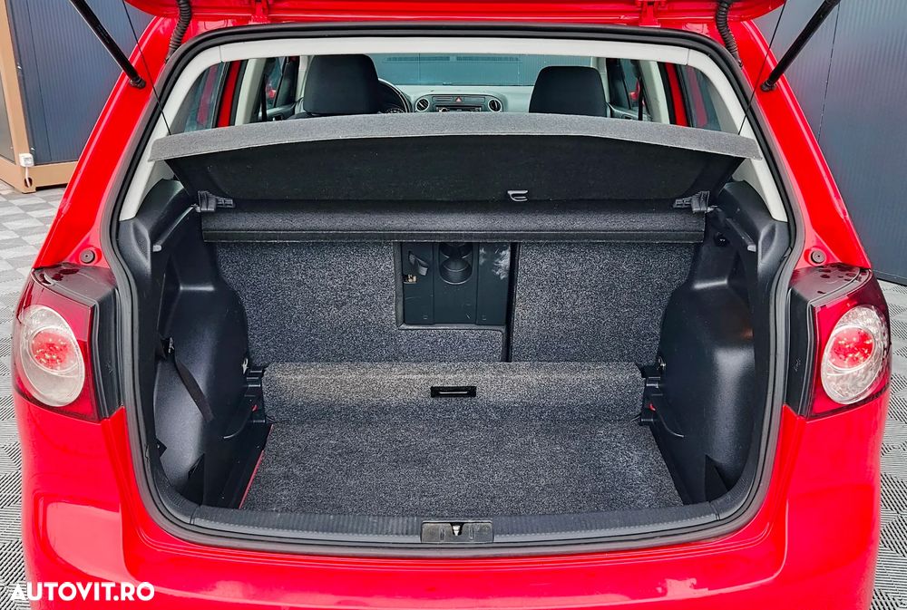 Volkswagen Golf Plus - 12
