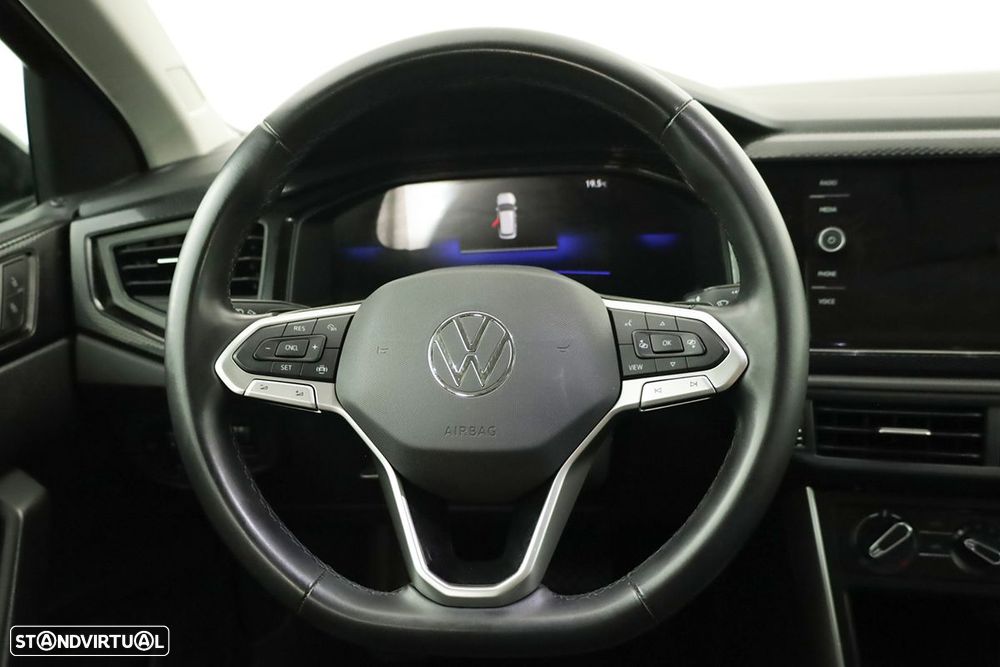 VW Taigo 1.0 TSI Urban DSG - 14