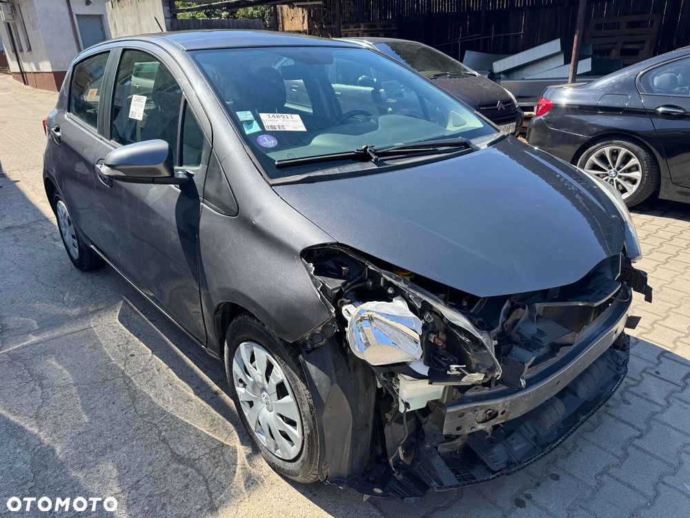 Toyota Yaris - 21