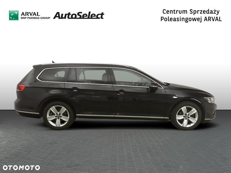 Volkswagen Passat - 8