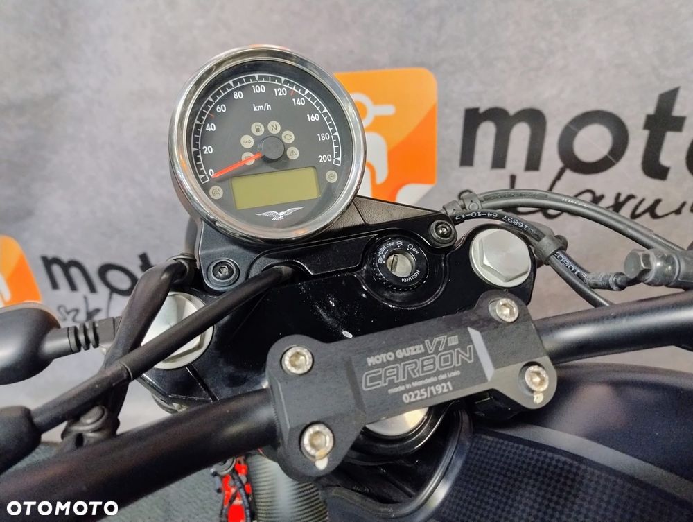 Moto Guzzi V7 - 11