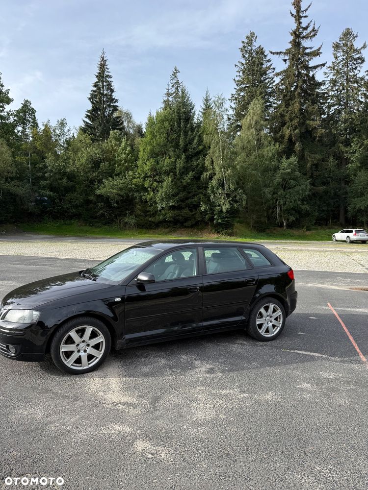 Audi A3 Sportback 2.0 FSI Ambiente - 11