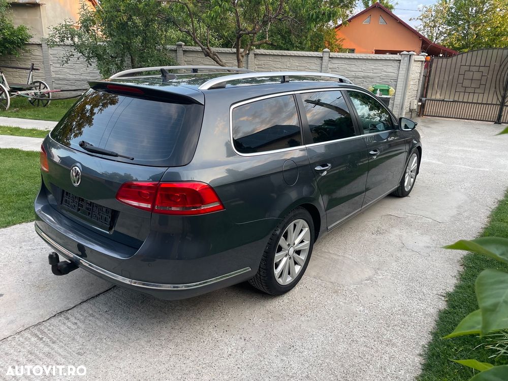 Volkswagen Passat - 4