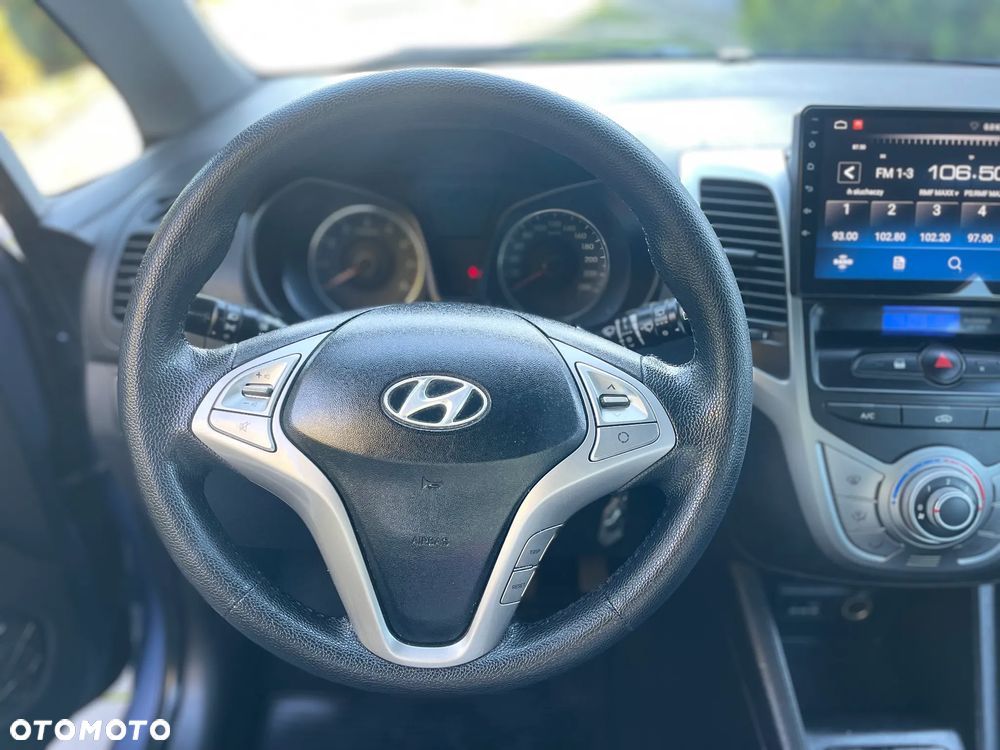 Hyundai ix20 1.4 Premium blue - 10