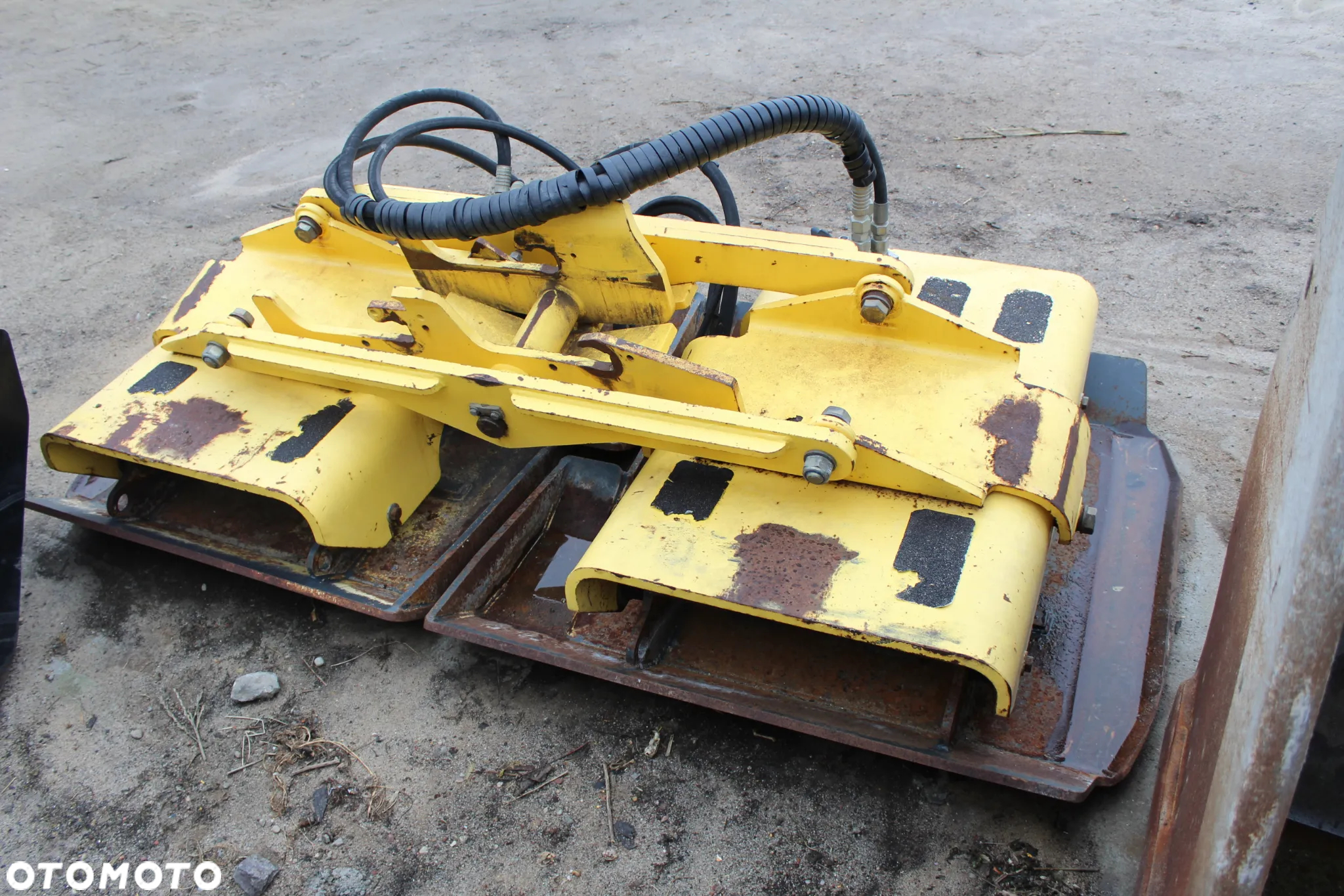 Bomag BW 213 DH - 4 - 15